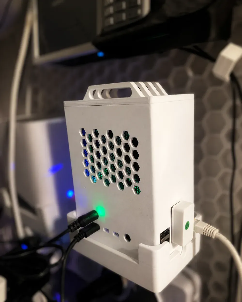 Working home NAS prototype